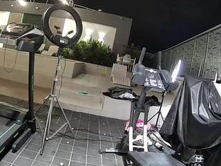 voyeurcam-casa-salsa-gym-bike