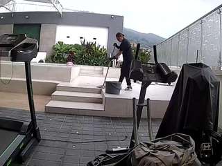 voyeurcam-casa-salsa-gym-bike