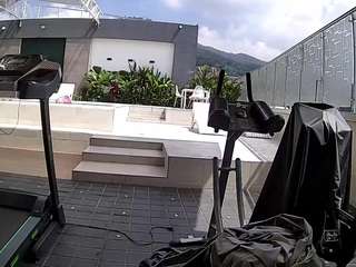 voyeurcam-casa-salsa-gym-bike
