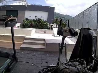 voyeurcam-casa-salsa-gym-bike