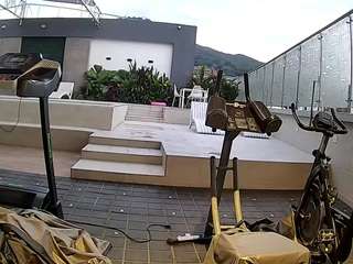 voyeurcam-casa-salsa-gym-bike