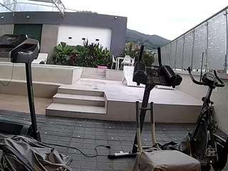 voyeurcam-casa-salsa-gym-bike