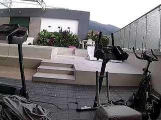 voyeurcam-casa-salsa-gym-bike