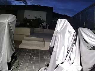 voyeurcam-casa-salsa-gym-bike