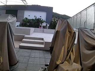 voyeurcam-casa-salsa-gym-bike