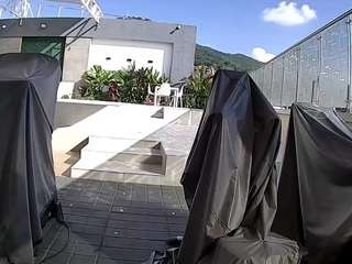 voyeurcam-casa-salsa-gym-bike