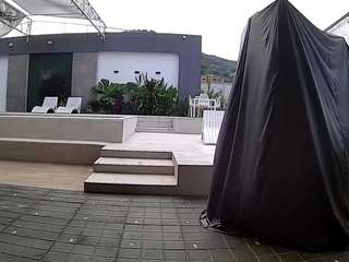 voyeurcam-casa-salsa-gym-bike