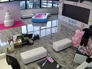 voyeurcam-casa-salsa-gym-bike