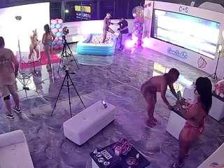 voyeurcam-casa-salsa-gym-bike