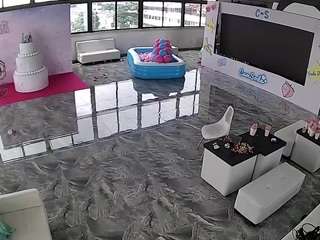 voyeurcam-casa-salsa-gym-bike