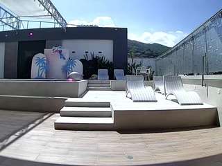 voyeurcam-casa-salsa-gym-bike