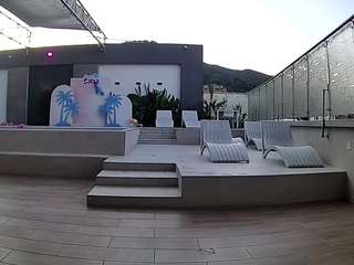 voyeurcam-casa-salsa-gym-bike