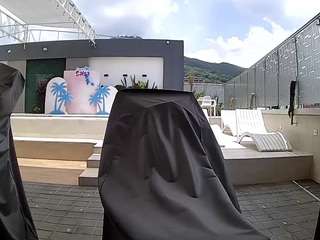 voyeurcam-casa-salsa-gym-bike