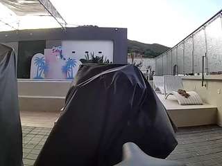 voyeurcam-casa-salsa-gym-bike