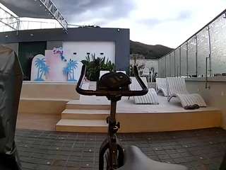 voyeurcam-casa-salsa-gym-bike