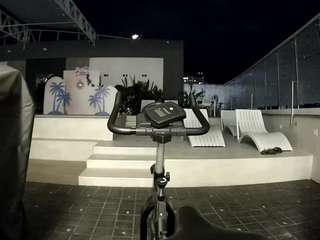 voyeurcam-casa-salsa-gym-bike
