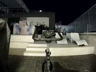 voyeurcam-casa-salsa-gym-bike