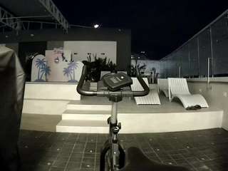 voyeurcam-casa-salsa-gym-bike