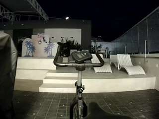 voyeurcam-casa-salsa-gym-bike