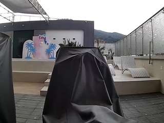 voyeurcam-casa-salsa-gym-bike