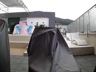 voyeurcam-casa-salsa-gym-bike