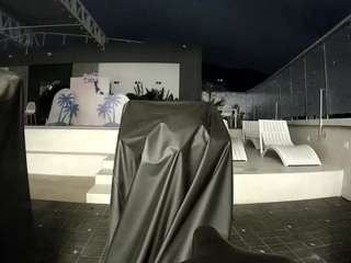 voyeurcam-casa-salsa-gym-bike