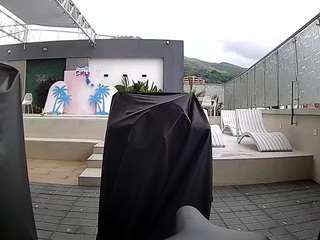 voyeurcam-casa-salsa-gym-bike