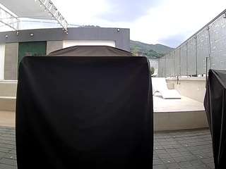 voyeurcam-casa-salsa-gym-bike