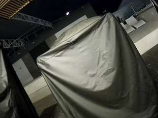 voyeurcam-casa-salsa-gym-bike