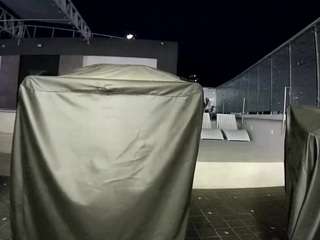 voyeurcam-casa-salsa-gym-bike