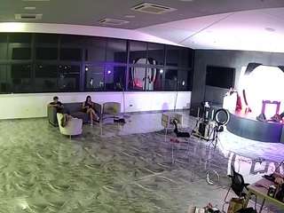 voyeurcam-casa-salsa-gym-bike