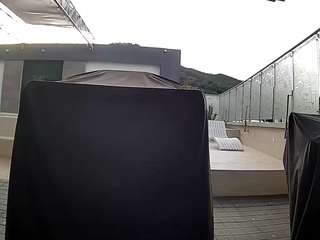 voyeurcam-casa-salsa-gym-bike