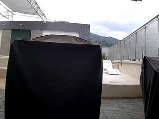 voyeurcam-casa-salsa-gym-bike