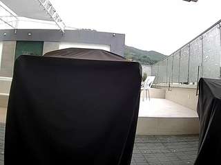 voyeurcam-casa-salsa-gym-bike