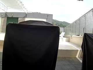 voyeurcam-casa-salsa-gym-bike