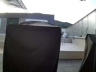 voyeurcam-casa-salsa-gym-bike