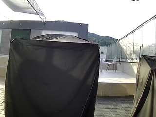 voyeurcam-casa-salsa-gym-bike
