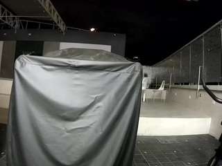 voyeurcam-casa-salsa-gym-bike