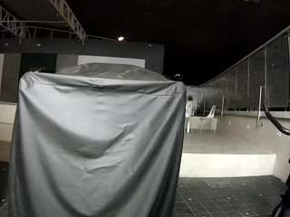 voyeurcam-casa-salsa-gym-bike