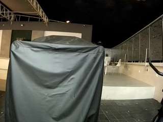 voyeurcam-casa-salsa-gym-bike