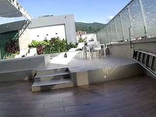 voyeurcam-casa-salsa-gym-bike
