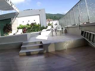 voyeurcam-casa-salsa-gym-bike