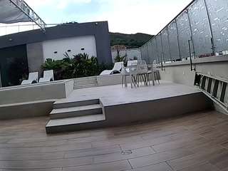 voyeurcam-casa-salsa-gym-bike