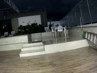 voyeurcam-casa-salsa-gym-bike camsoda