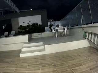 voyeurcam-casa-salsa-gym-bike