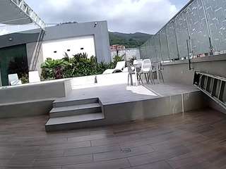 voyeurcam-casa-salsa-gym-bike