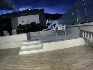 voyeurcam-casa-salsa-gym-bike