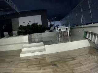 voyeurcam-casa-salsa-gym-bike