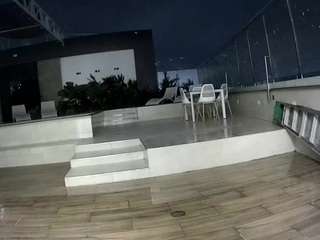 voyeurcam-casa-salsa-gym-bike