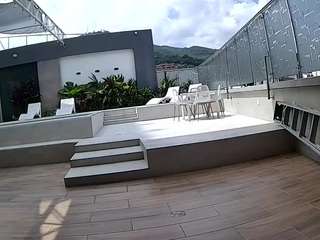voyeurcam-casa-salsa-gym-bike